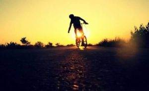 folding-bicycle-sunset